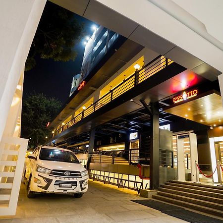 班加罗尔 Essotto Recreation Hub酒店 外观 照片