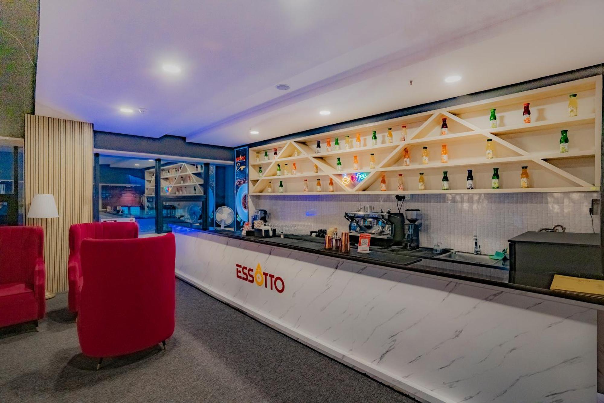 班加罗尔 Essotto Recreation Hub酒店 外观 照片